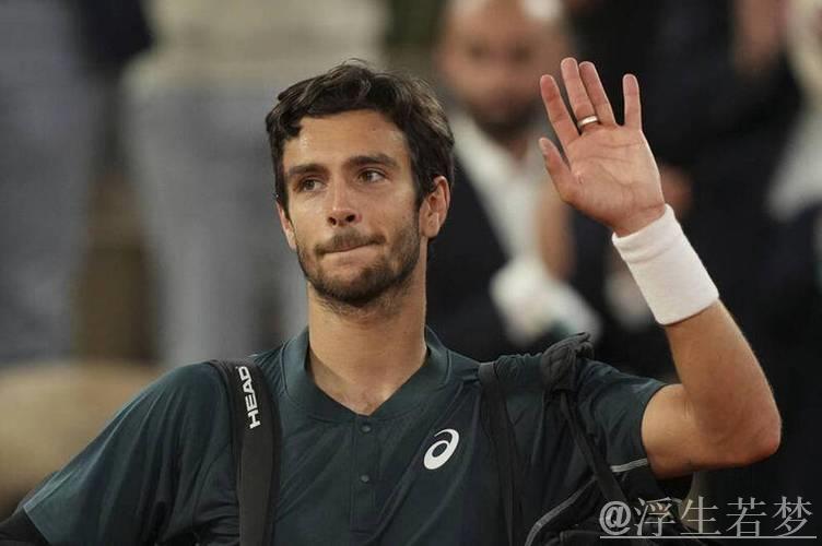 穆塞蒂伤退 阿尔卡拉斯挺进决赛